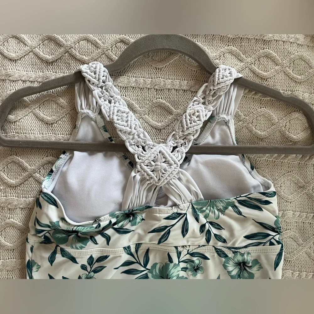 Ambrielle brand White & green Floral Tankini with knit braided straps size S - Picture 7 of 13